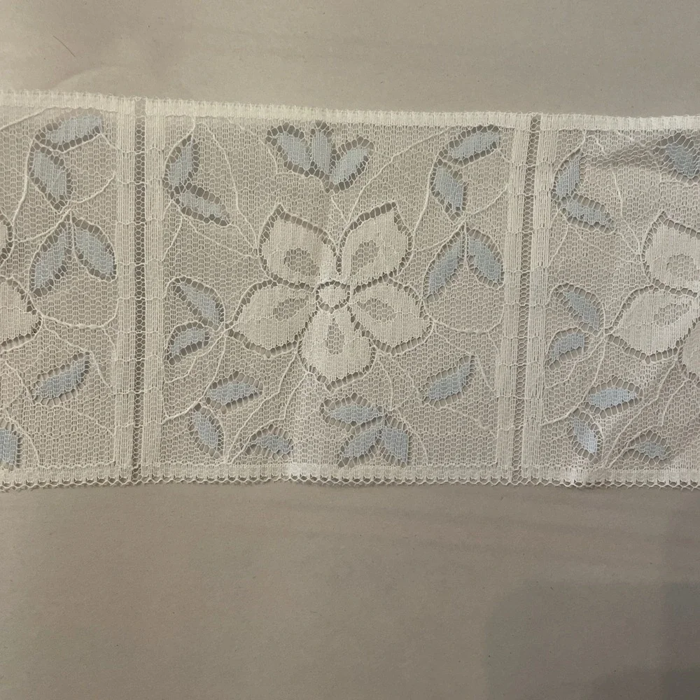 Gorgeous Delicate Vintage 4